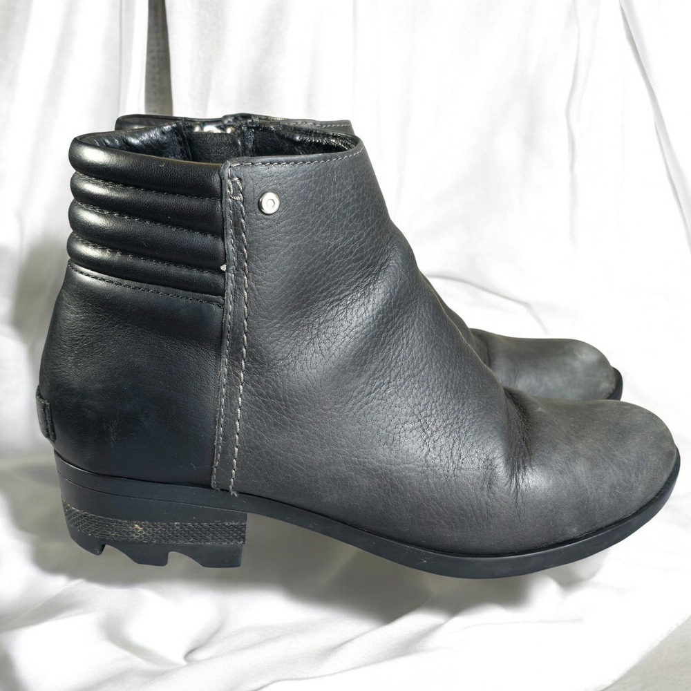 Sorel Danica Moto Boots Women Size 7.5 Black Gray Leather Ankle Bootie Side Zip‎